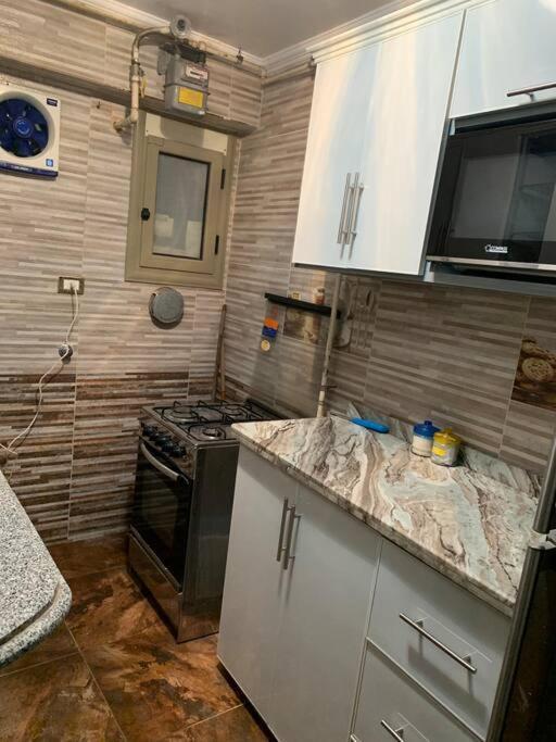3-bedroom With Stunning Sea-side View Apartment