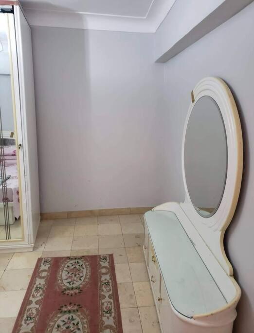 3-bedroom With Stunning Sea-side View Apartment Alexandria