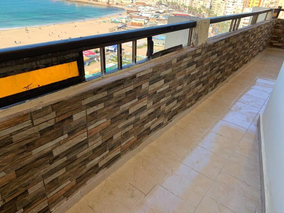 Apartment 3-bedroom With Stunning Sea-side View Alexandria